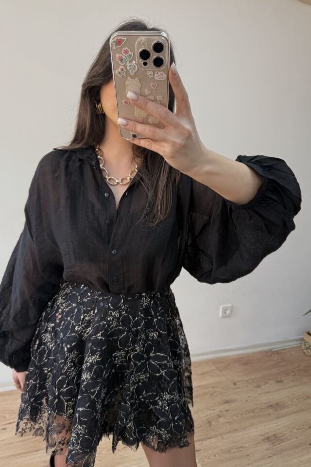 Standart beden siyah gömlek